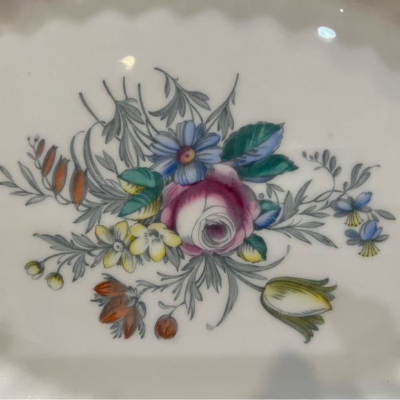 Royal Doulton "Chelsea 🌹 Rose" 🌹 15" Serving Platter - Picture 8 of 8